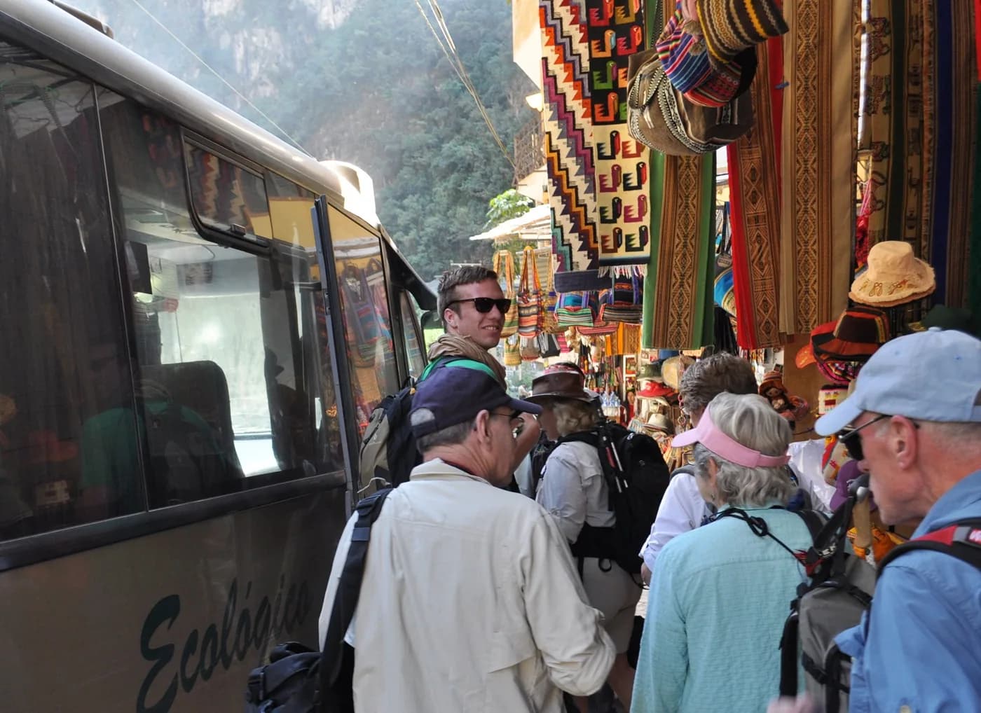 Buses Machu Picchu 20957f424589