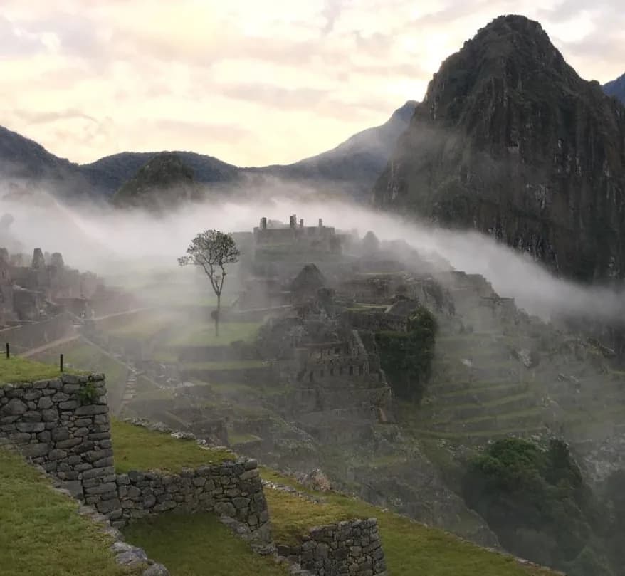 Sunrise Machu Picchu2 7a08f37df15e