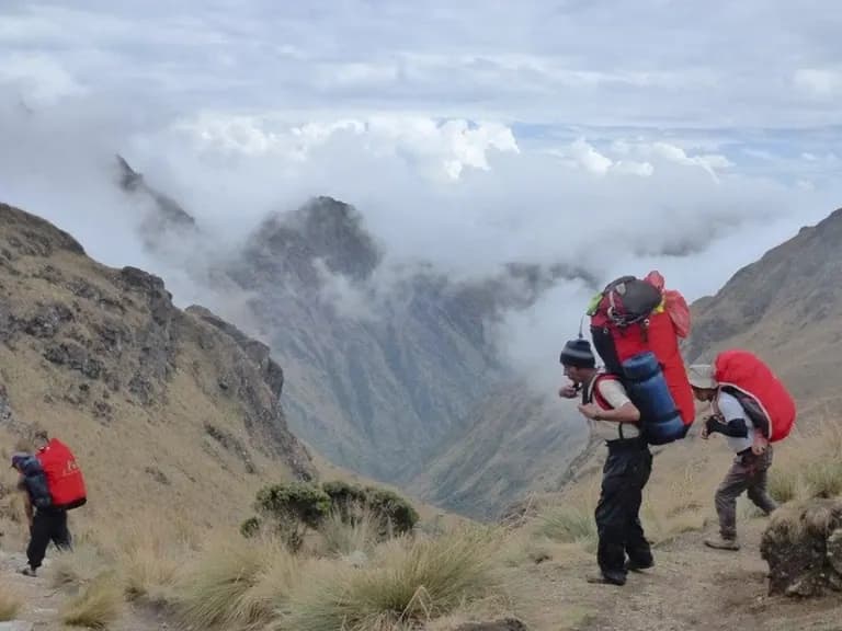 4 Day Inca Trail Porters 5cf8b4f13516
