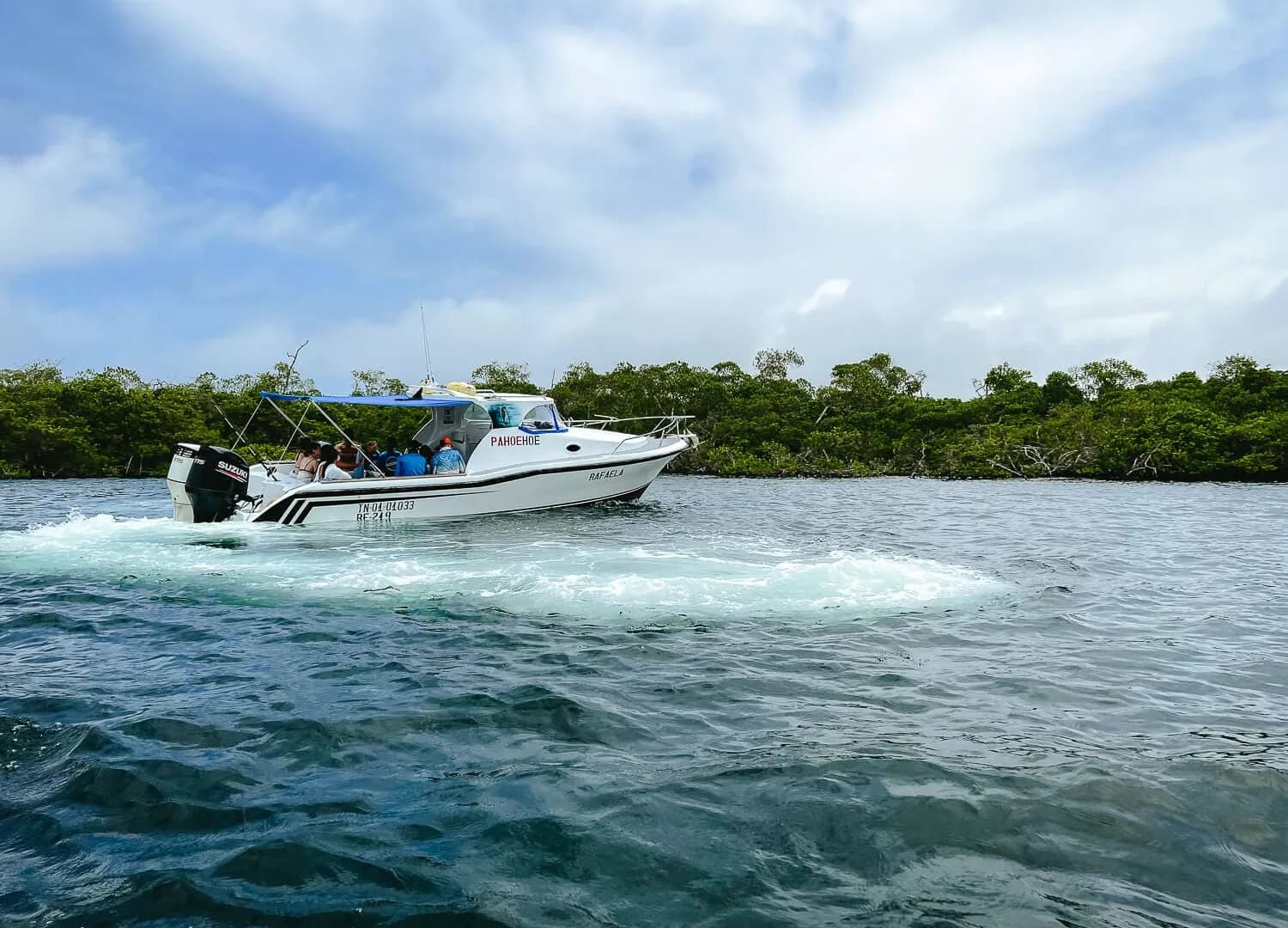 Galapagos Islands boating