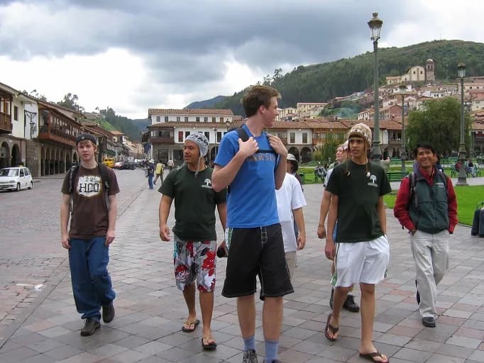 A 20students 20first 20day 20in 20cusco 13e848518c82