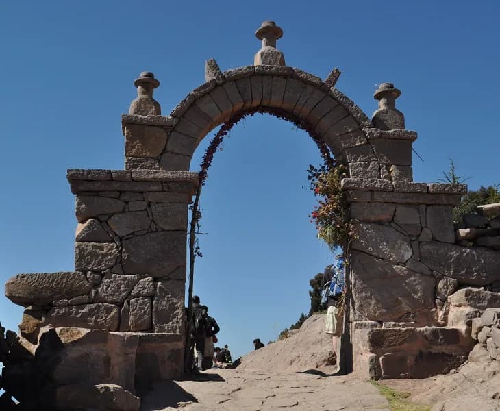 Lake Titicaca Takile Island Arch E52411993570