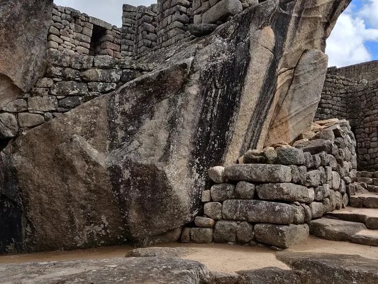 Machu Picchu Lower Circuit B183eee1a764