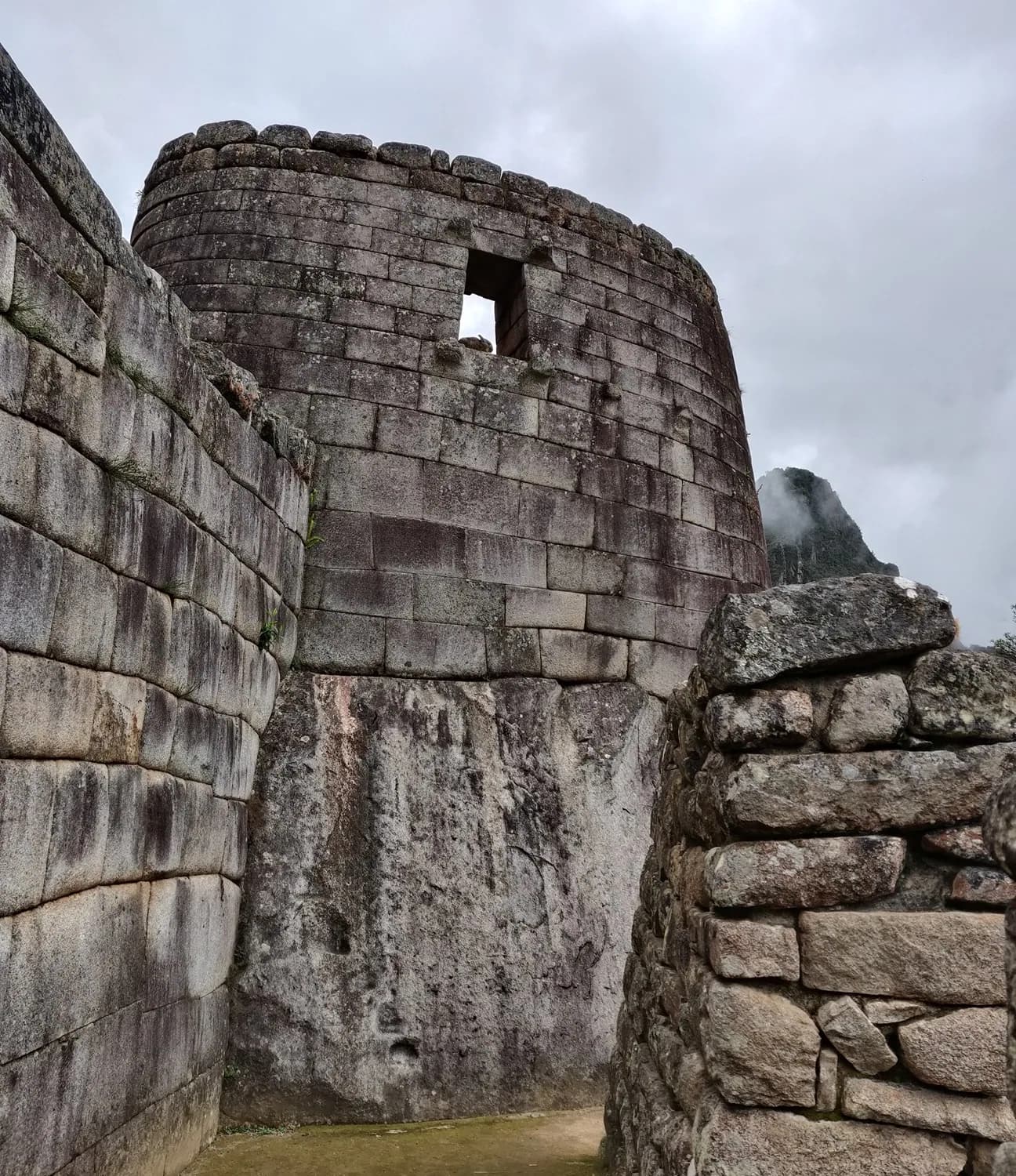 Machu Picchu Sun Temple 4b21af3cce43