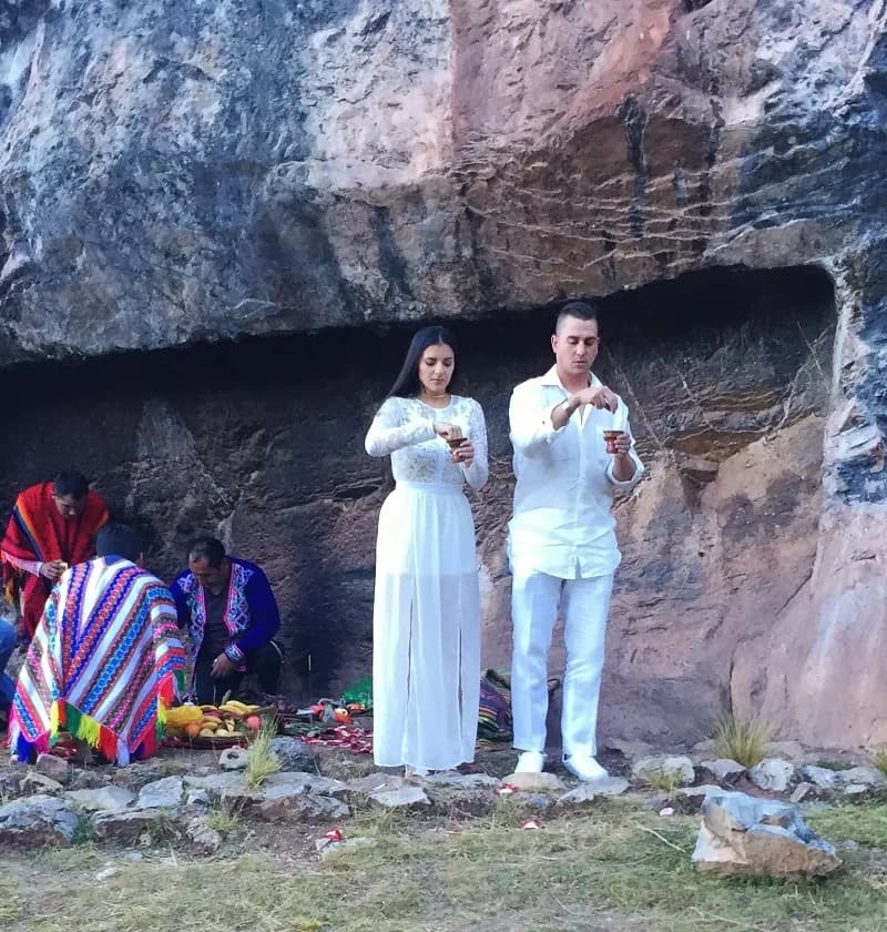Peru destination wedding adventure